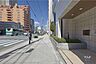 その他：敷地の西側前面道路（南側から）