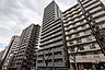 外観：ファミールKOUZTOWERの外観（南東側から）