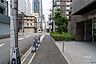 その他：敷地西側の前面道路（南側から）