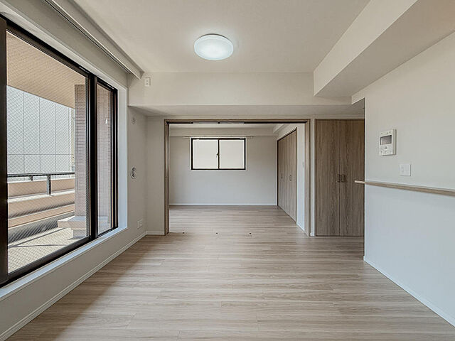 リビング/ダイニング 昭島市昭和町5丁目11-11