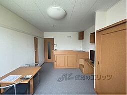 近鉄奈良線 河内花園駅 徒歩11分の賃貸アパート 1階1Kのリビング/ダイニング