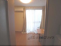 レオパレスアールズコート 2階1Kのリビング/ダイニング