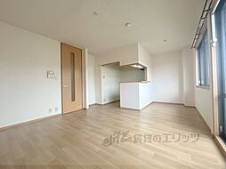 サンクコール朝和ＡＢ 2階1LDKのリビング/ダイニング