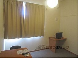 JR関西本線 奈良駅 バス9分 神殿下車 徒歩6分の賃貸アパート 1階1Kのリビング/ダイニング