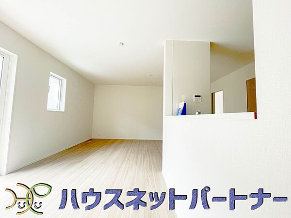 リビング/ダイニングを拡大表示