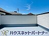 バルコニー：青い空に近いプライベート空間。
