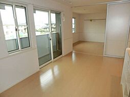 Azure B 201号室 2階2LDKのリビング/ダイニング