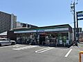 ファミリーマー...