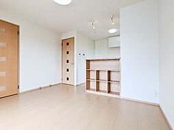 JR両毛線 伊勢崎駅 徒歩13分の賃貸アパート 1階2LDKのリビング/ダイニング