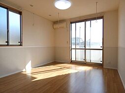 JR東北本線 古河駅 バス10分 茶屋新田下車 徒歩3分の賃貸アパート 2階2LDKのリビング/ダイニング