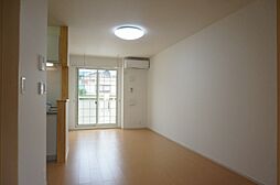 東武日光線 東武動物公園駅 バス35分 松岡町下車 徒歩3分の賃貸アパート 1階1LDKのリビング/ダイニング