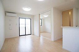 JR両毛線 国定駅 徒歩21分の賃貸アパート 2階2LDKのリビング/ダイニング