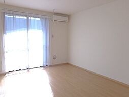 東武伊勢崎線 新伊勢崎駅 徒歩10分の賃貸アパート 1階1Kのリビング/ダイニング