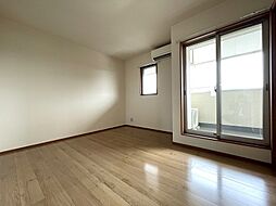 東武伊勢崎線 剛志駅 4.4kmの賃貸テラスハウス 1階2LDKのリビング/ダイニング