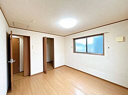 寝室の画像