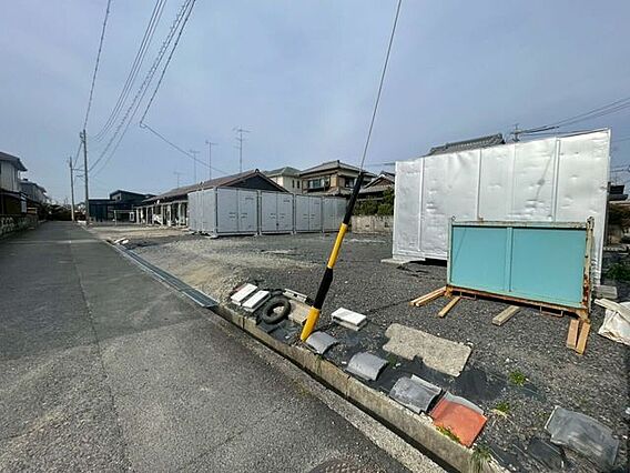 前面道路含む現...