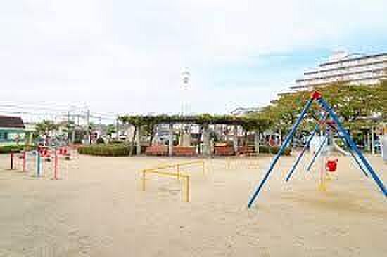 上新公園 徒歩...