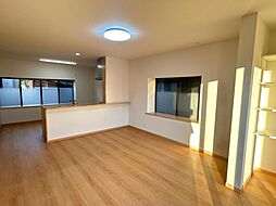 敦賀市鋳物師町　戸建て 4SLDKのリビング/ダイニング