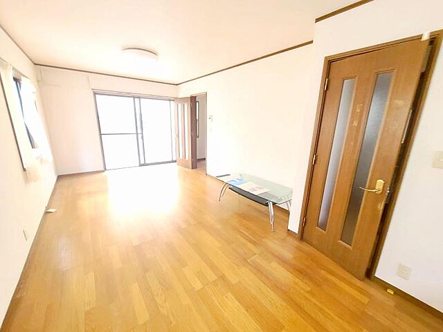 リビング/ダイニング 八王子市中野上町4丁目