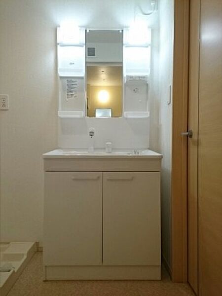 画像10:広い洗面スペース