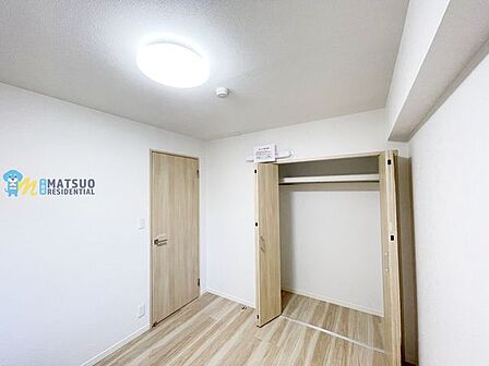 寝室収納