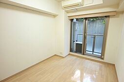 ヴォーガコルテ世田谷上町 101 1階1Kのリビング/ダイニング