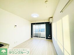 パレロワイヤル弦巻 303 3階ワンルームのリビング/ダイニング