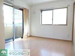 ＲＵＨＥ　ＨＡＵＳ 103 1階ワンルームのリビング/ダイニング