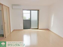 アムール成城 103 1階1LDKのリビング/ダイニング