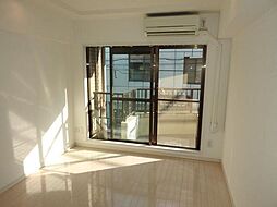 リッチヴィラ伊藤 303 3階2DKのリビング/ダイニング