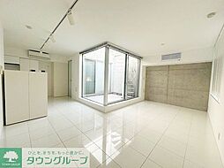 Modelia　Brut表参道 305 3階ワンルームのリビング/ダイニング