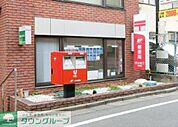 代々木三郵便局 徒歩4分。 310m