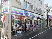 スリーエフ笹塚3丁目店 719m