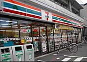 セブンイレブン 100m