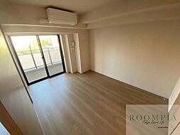 ザ・パークハウス早稲田 107 1階2LDKのリビング/ダイニング