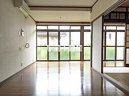 中古戸建（三日月町久米）528万 6DKのリビング/ダイニング