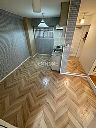 西ナンバグランドビル 302 3階2LDKのリビング/ダイニング