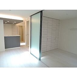 シャーメゾン島之内 302 1LDKのリビング/ダイニング