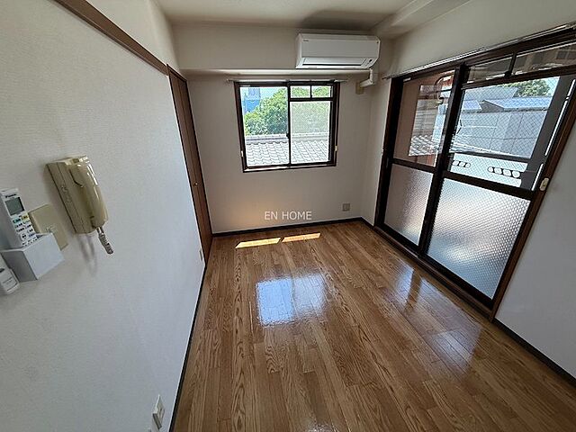 寝室