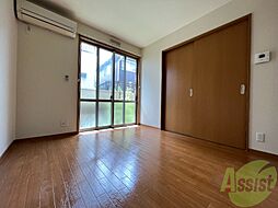 ベリテ神戸 1階1LDKのリビング/ダイニング