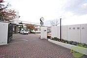 須磨浦学園 須磨浦小学校 477m
