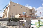 神戸市立西須磨小学校 491m