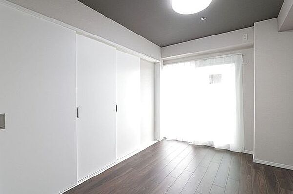 洋室を拡大表示