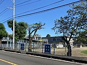 田野小学校 680m