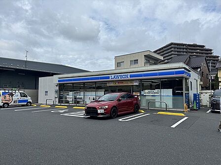 ローソン 川口南鳩ヶ谷六丁目店 200m