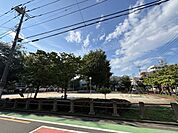 並木町東児童遊園 120m