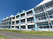 川口市立南中学校 660m
