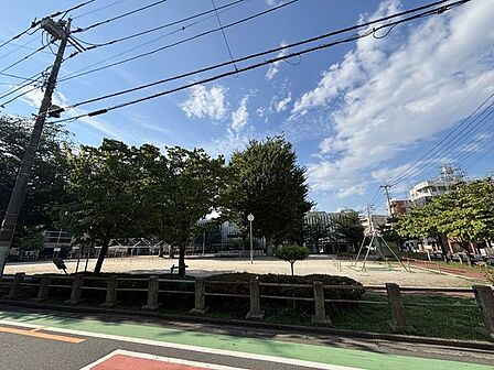 並木町東児童遊園 140m
