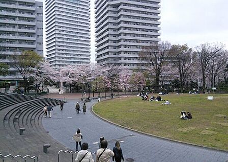 川口西公園 530m