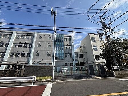 川口市立幸並中学校 350m